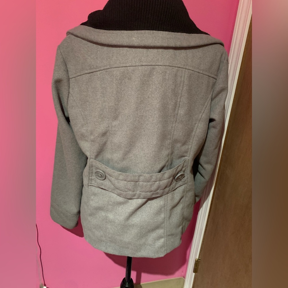 Juniors Dollhouse gray pea coat size L - Picture 5 of 7